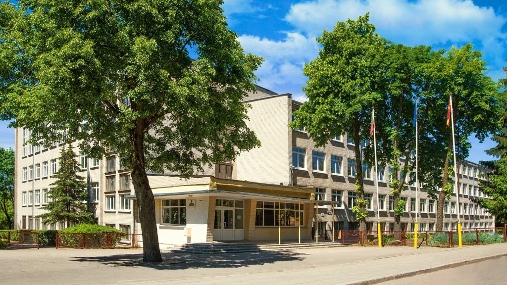 Vilniaus „Juventos“ gimnazijos pastatas Telšių gatvėje